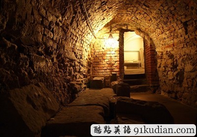 環(huán)球之旅:烏克蘭僅存的十三世紀(jì)城堡