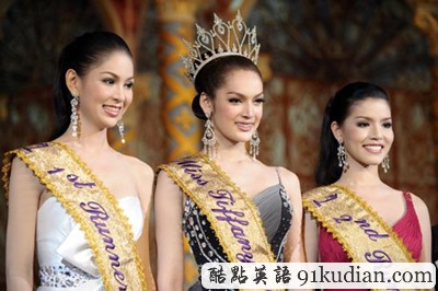 泰國(guó)變性人盛事 蒂芬尼小姐選美大賽