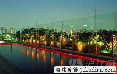 環(huán)球之旅:美到令人尖叫的十大奢華游泳池