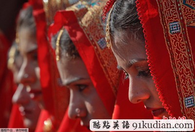 大千世界:巴基斯坦舉行百人盛大婚禮