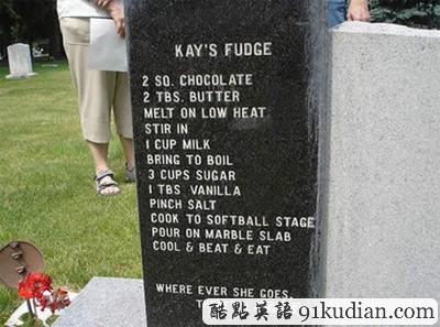 大千世界:瘋狂的墓碑設(shè)計(jì)