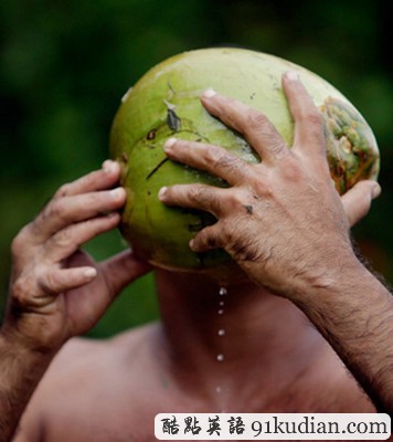 大千世界:古巴驚現(xiàn)24指人