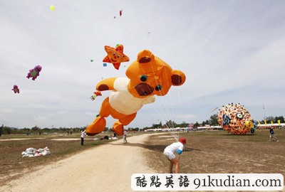 大千世界:泰國國際風(fēng)箏節(jié)拉開序幕