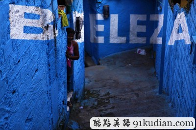 大千世界:巴西圣保羅點亮小巷