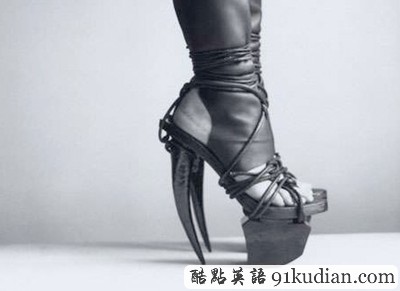 大千世界:11款新奇獨(dú)特的鞋子想試試嗎?