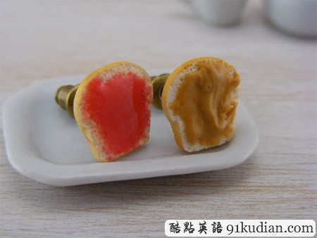 大千世界:14款最甜蜜的迷你耳環(huán)