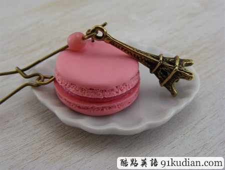 大千世界:14款最甜蜜的迷你耳環(huán)