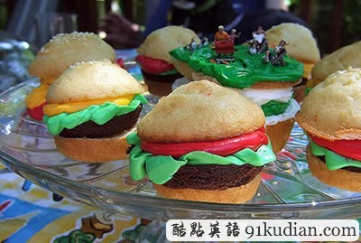 大千世界:杯型蛋糕,今天你吃了沒(méi)?