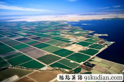 環(huán)球之旅:帶你走進(jìn)美國(guó)10大怪異奇妙的地方