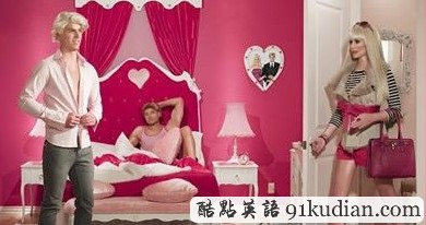 玩具愛情也虐心:當(dāng)芭比遭遇同性戀