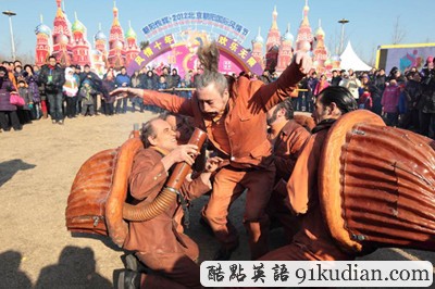 天壇石景山廟會(huì)不斷 北京的公園忙接待