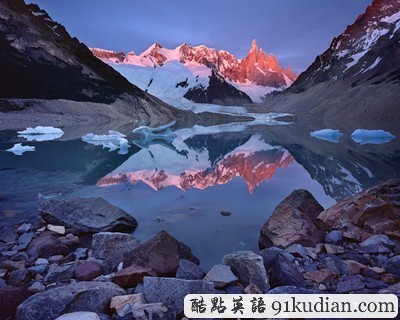 環(huán)球之旅:華麗的山脈倒影圖片欣賞