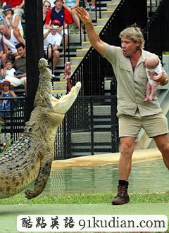 虎父無犬子:8歲男孩繼承父業(yè)飼養(yǎng)鱷魚