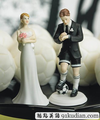 趣圖妙語(yǔ):搞笑婚禮玩偶